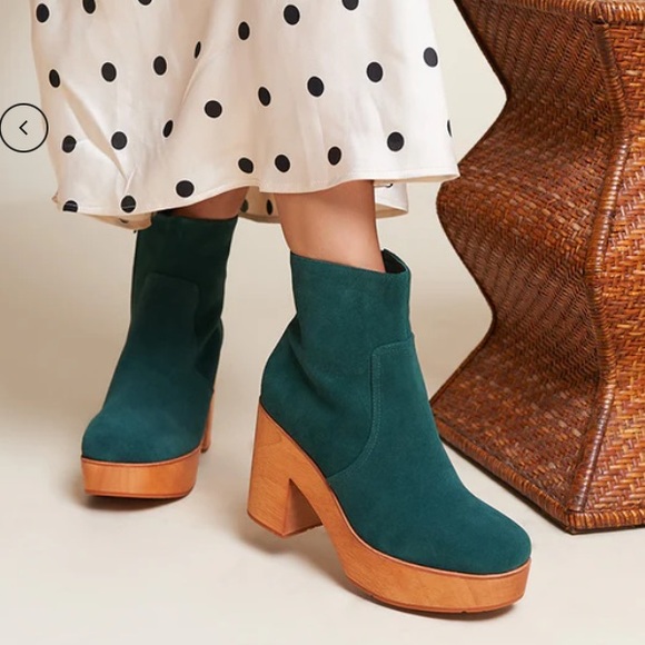Charlotte Stone Emerald Suede Heeled Boots - Picture 10 of 10